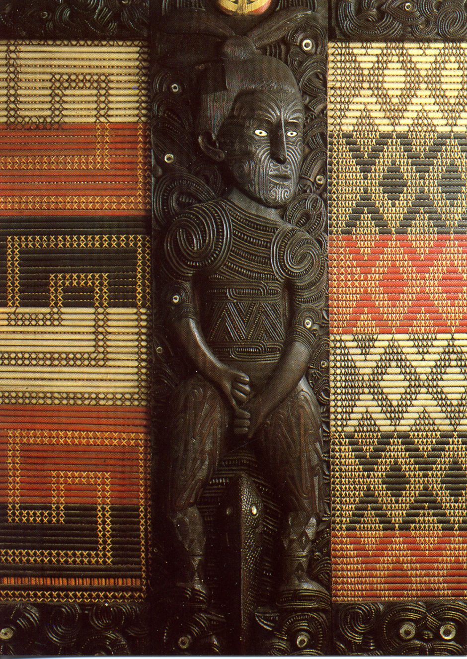 Maui pulls Te-Ilka-a-Maui to the surface, carving (detail view)