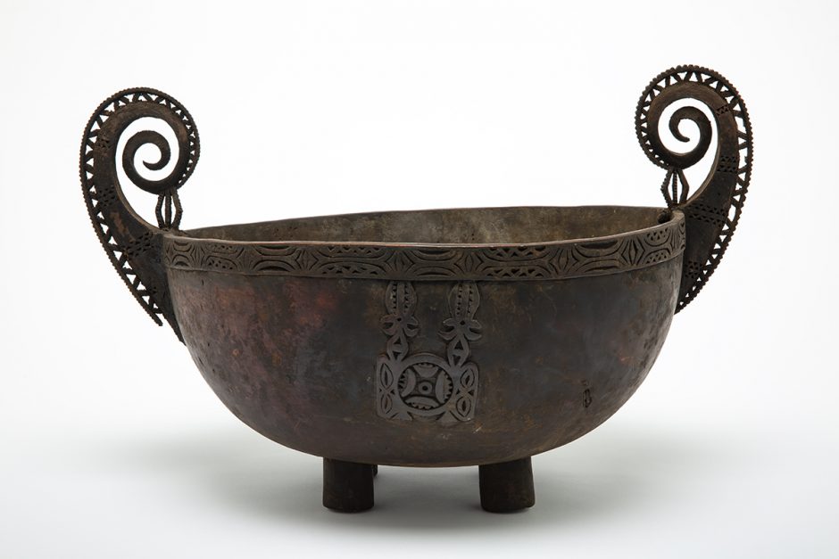 Schale, Papua New Guinea, early 20th century