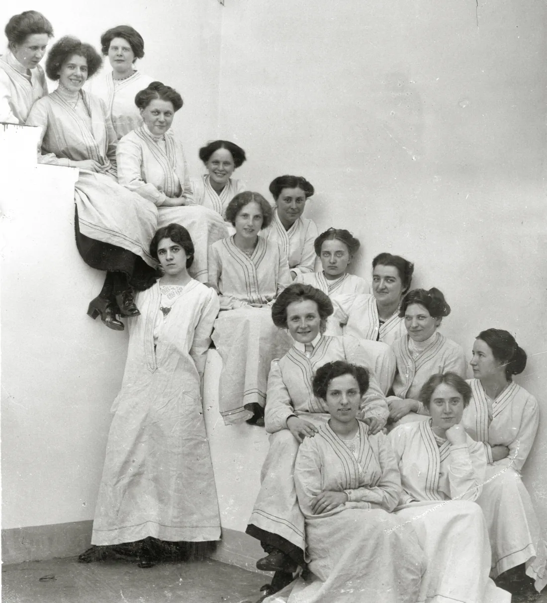 Draftswomen around 1914