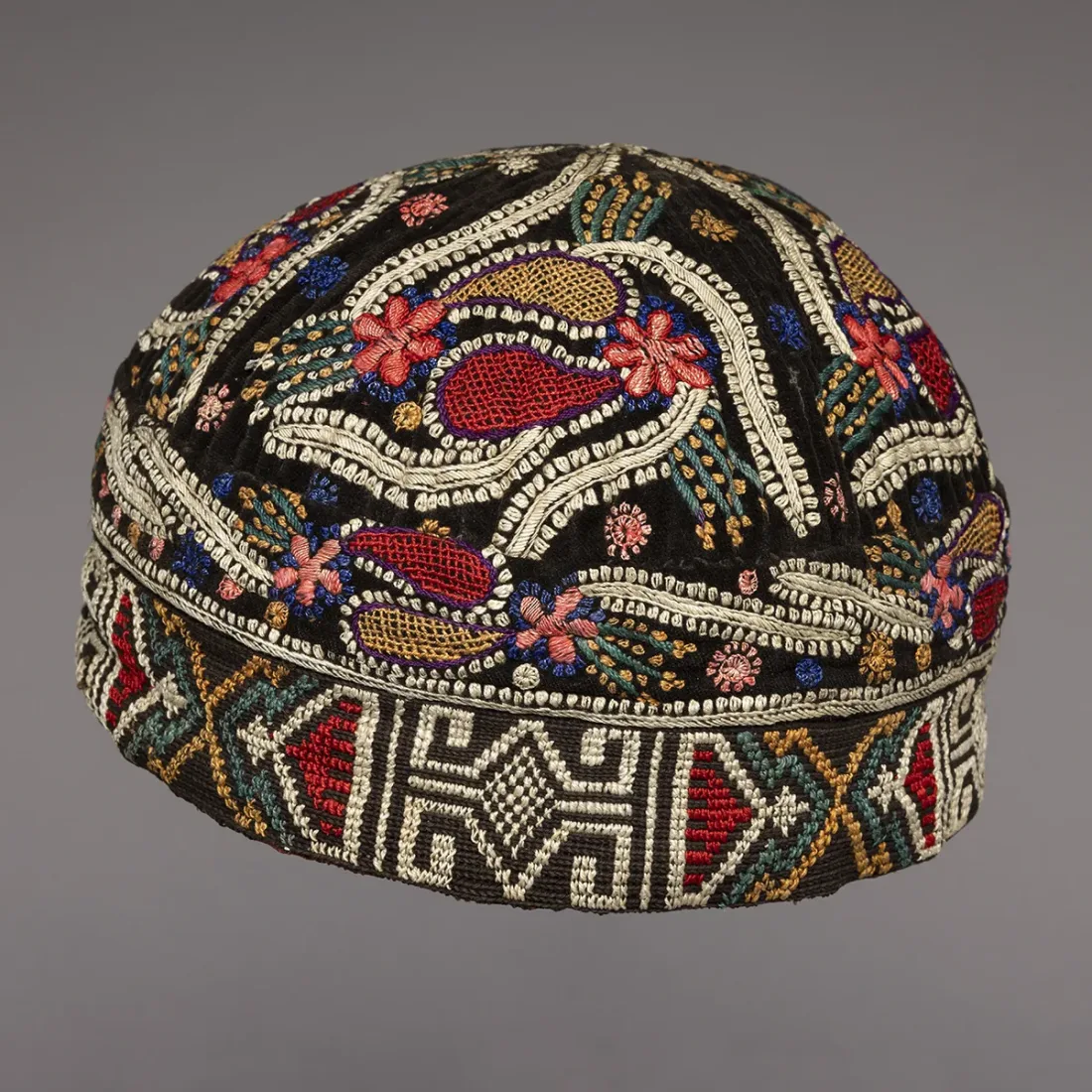 Head covering with multicoloured embroidery appliqué, probably Northeast Kazakhstan, 19th century,