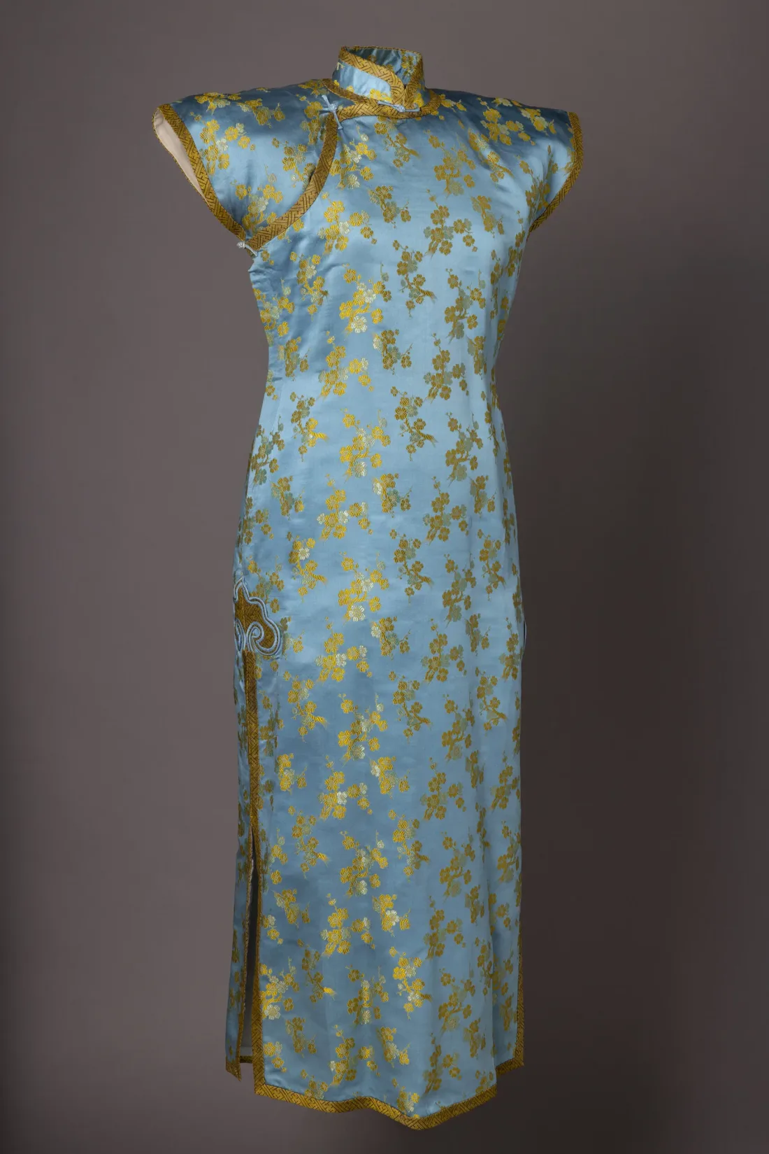 Qipao (Kleid), Leihgabe von Chün-yin Franke-Hu